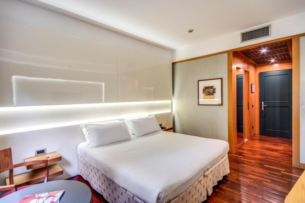 Hotel Della Rotonda Saronno Extérieur photo