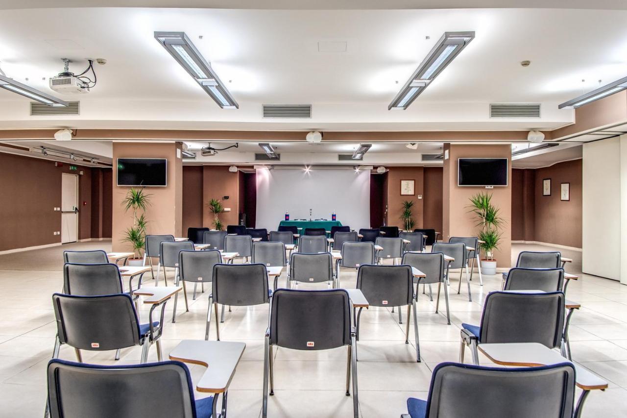 Hotel Della Rotonda Saronno Extérieur photo