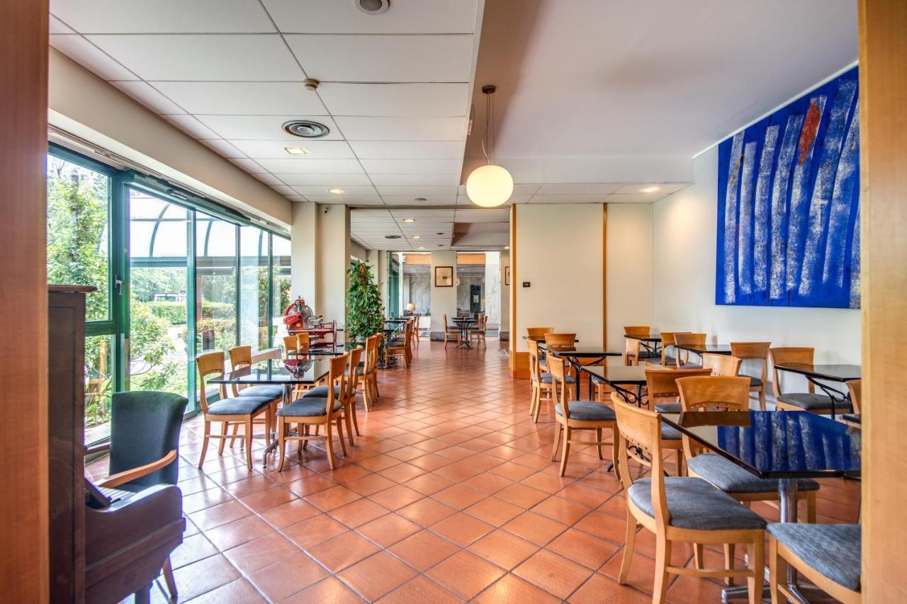 Hotel Della Rotonda Saronno Extérieur photo
