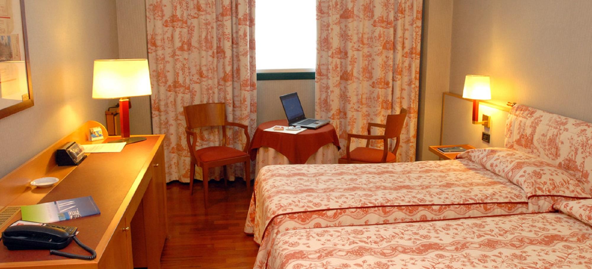 Hotel Della Rotonda Saronno Extérieur photo