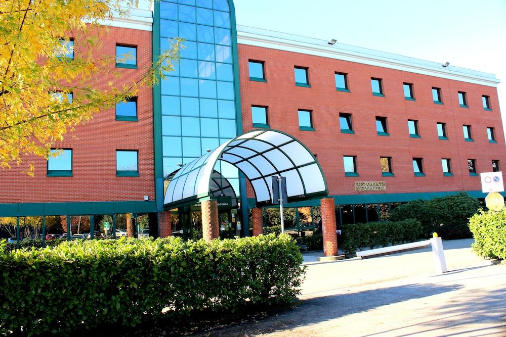 Hotel Della Rotonda Saronno Extérieur photo
